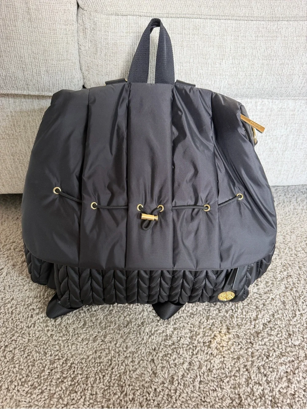 Happ Brand features zippered